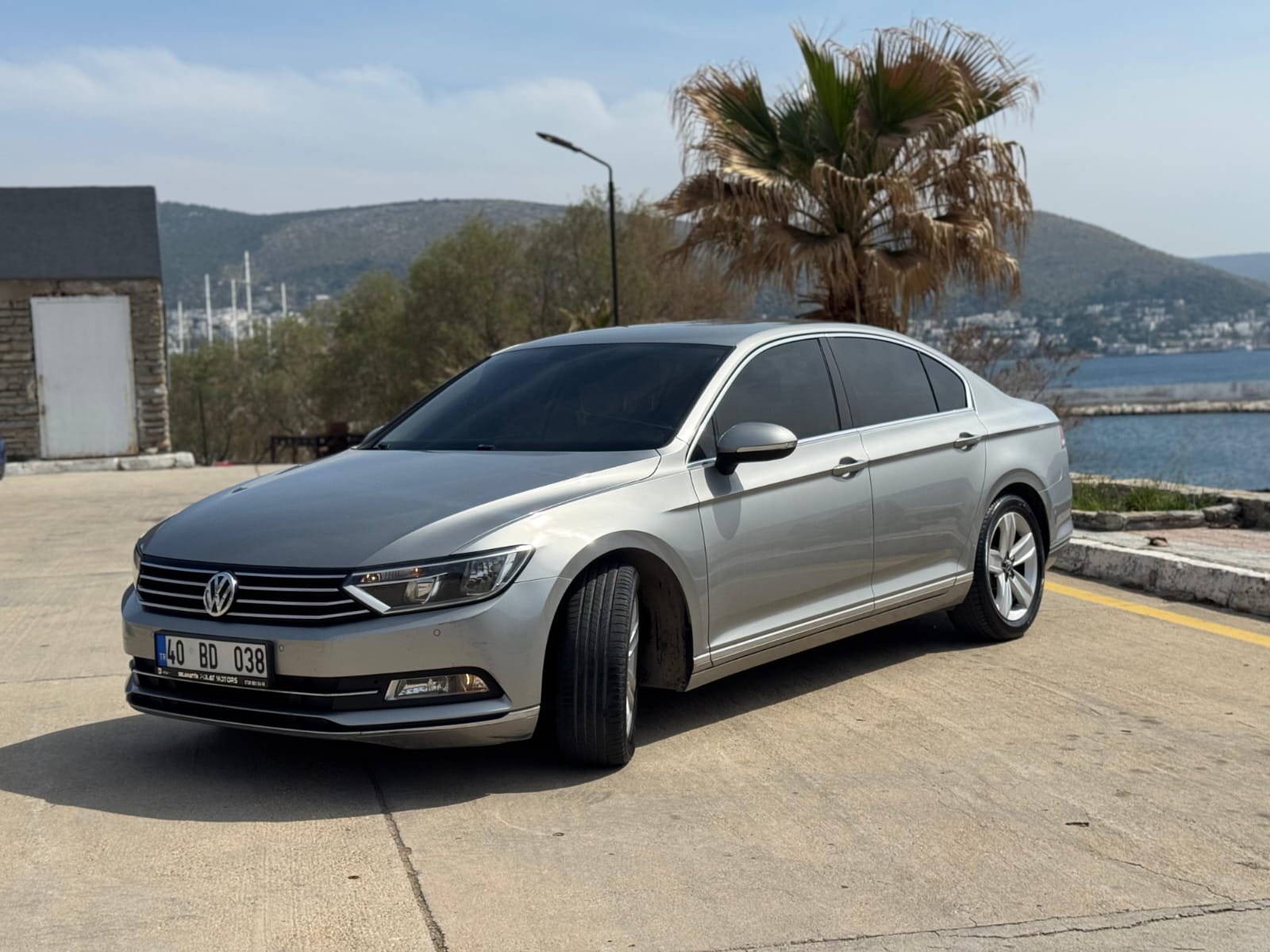 VOLKSWAGEN PASSAT 13